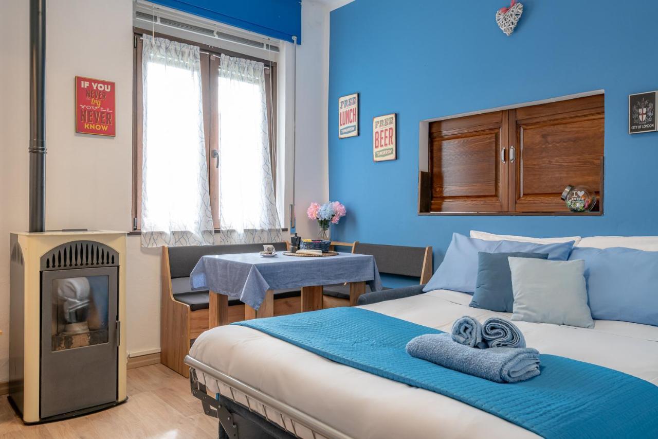 Bilocale Blue Relax Daire Erba Dış mekan fotoğraf