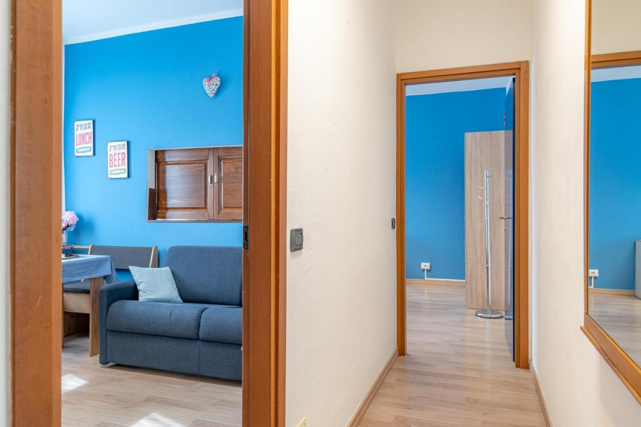 Bilocale Blue Relax Daire Erba Dış mekan fotoğraf